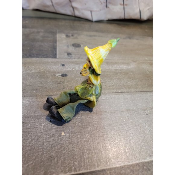 Yellow tulip butterfly feet hanging‎ spring flower decor Easter garden - Picture 2 of 6